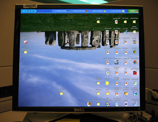 desktop flipped upside down prank desktop flipped upside down prank